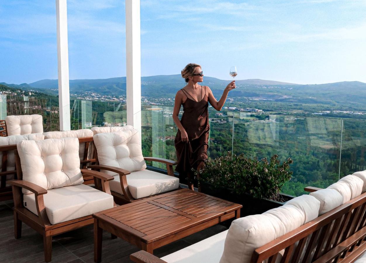 Bayview Hills Luxury Residences Tivat Exterior foto