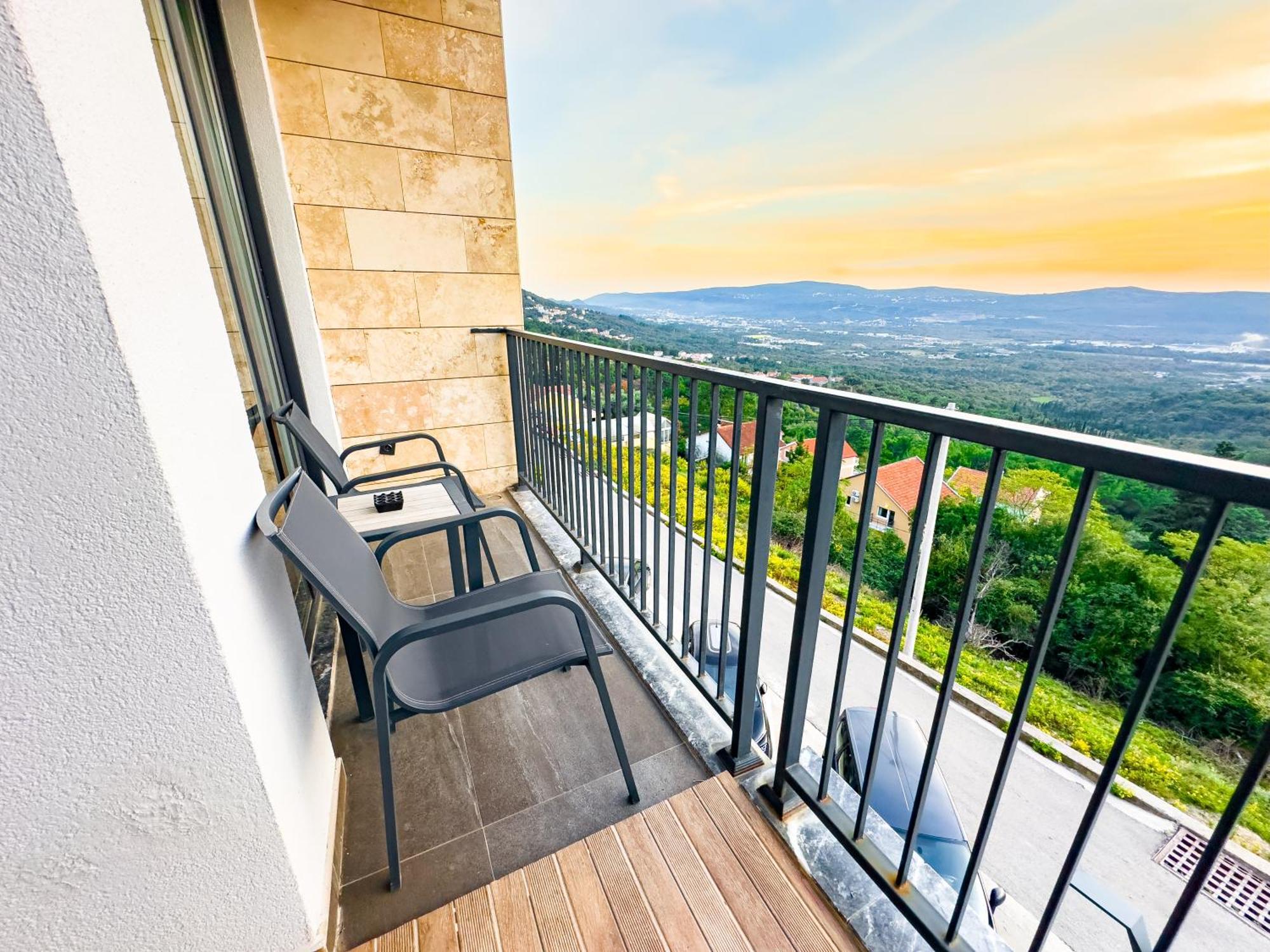 Bayview Hills Luxury Residences Tivat Exterior foto